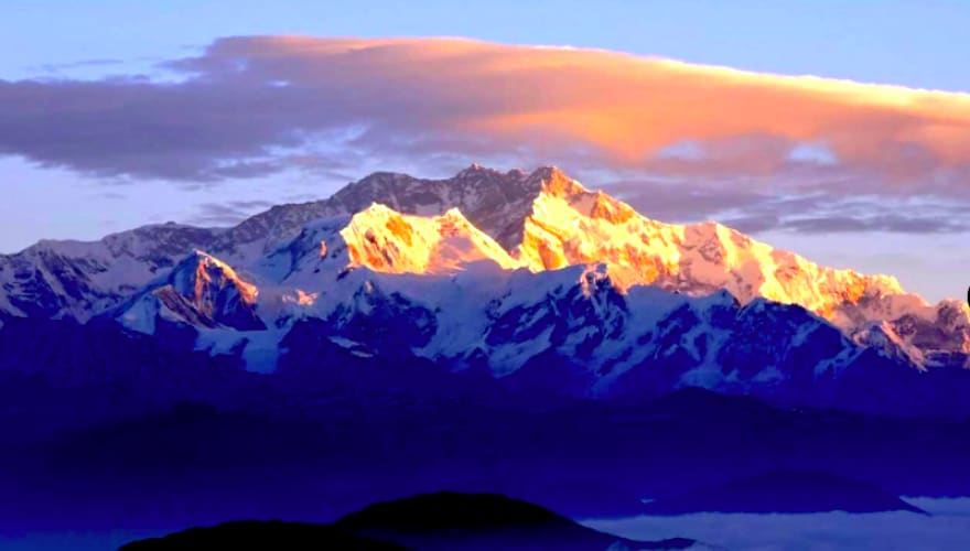 Sunrise over the Himalaya seen from Tiger Hill above Sonada
